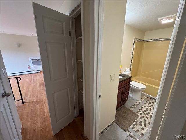 4748 Haverton Lane, Clay, NY 13090