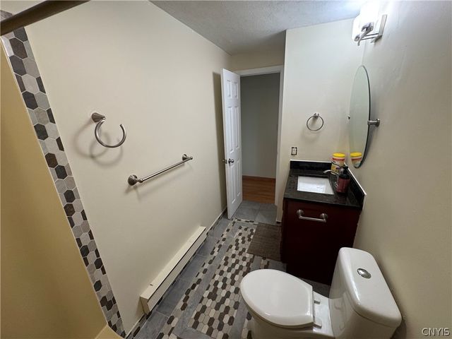4748 Haverton Lane, Clay, NY 13090