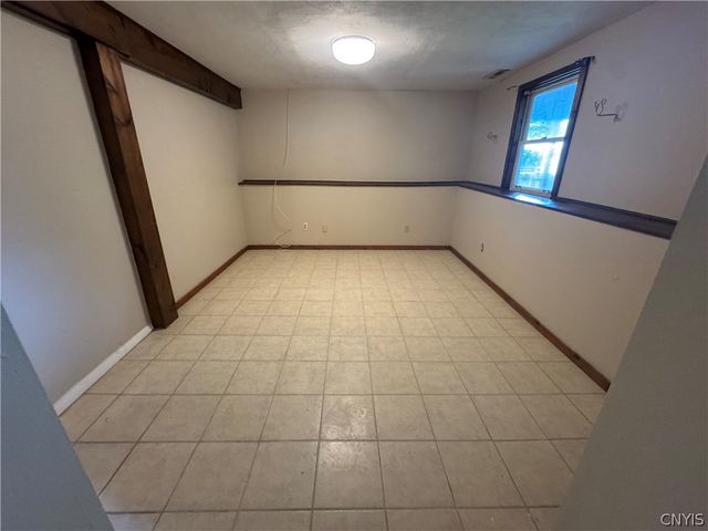 4748 Haverton Lane, Clay, NY 13090