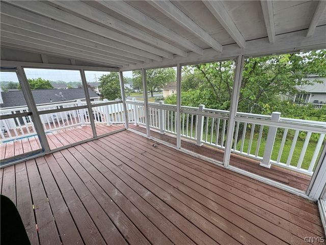 4748 Haverton Lane, Clay, NY 13090