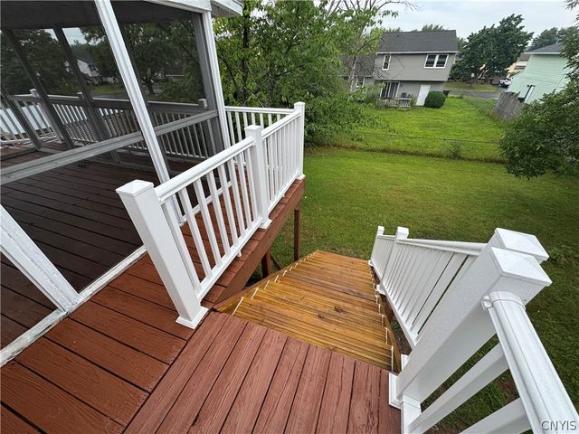 4748 Haverton Lane, Clay, NY 13090