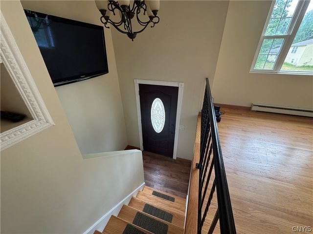 4748 Haverton Lane, Clay, NY 13090