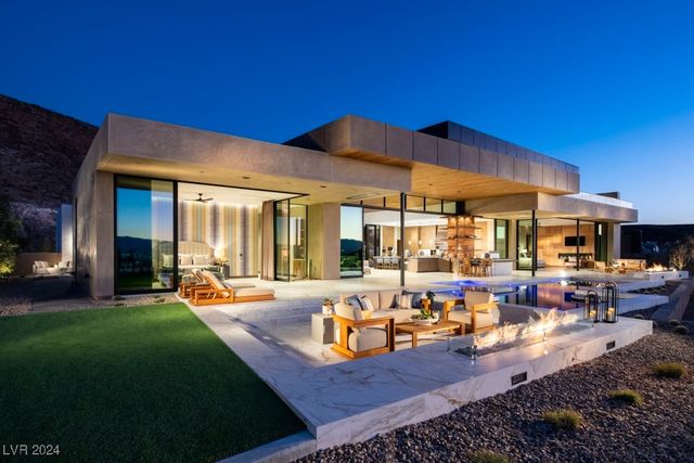 7 Stoneshead Court, Henderson, NV 89012