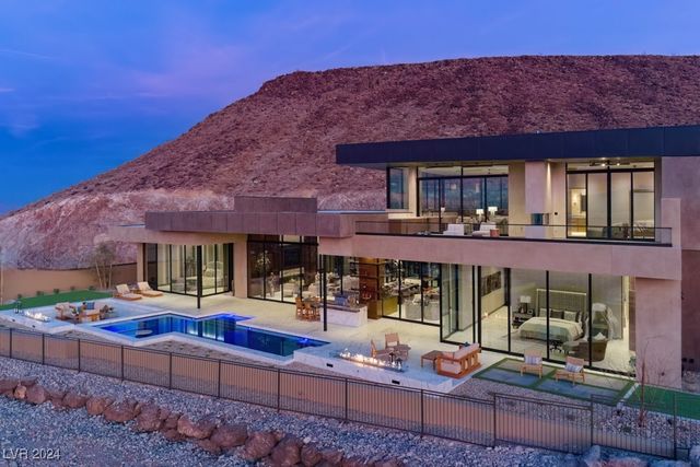 7 Stoneshead Court, Henderson, NV 89012