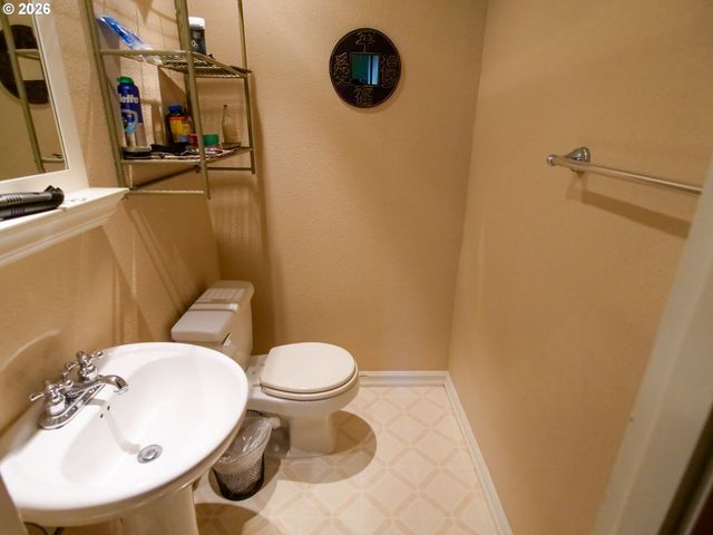 16421 Se WEBSTER Rd, Milwaukie, OR 97267