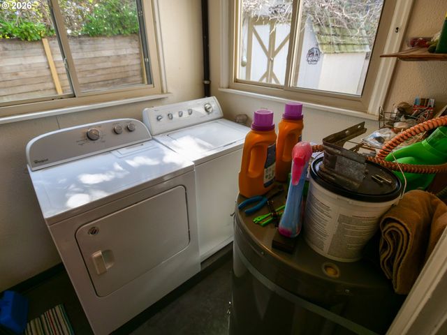 16421 Se WEBSTER Rd, Milwaukie, OR 97267