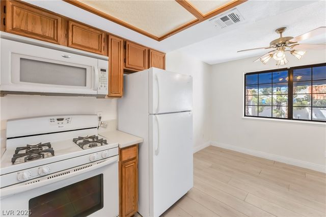 101 Luna Way 267, Las Vegas, NV 89145