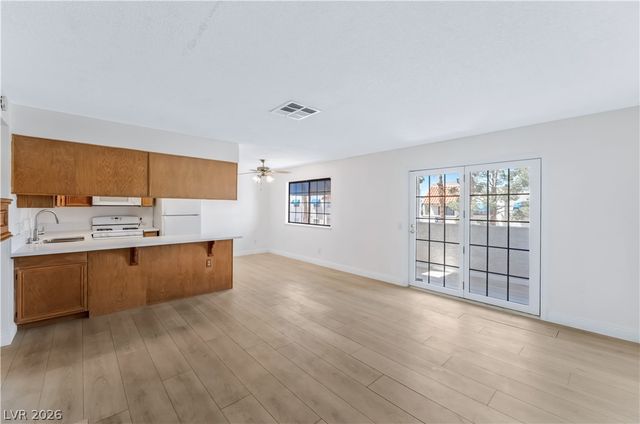 101 Luna Way 267, Las Vegas, NV 89145