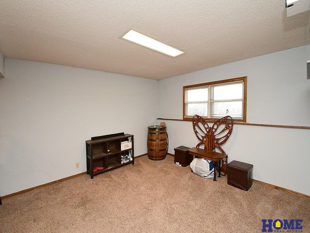 5241 S Bennington Place, Lincoln, NE 68516