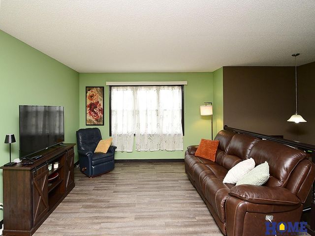 5241 S Bennington Place, Lincoln, NE 68516