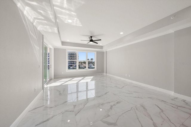 211 DOLPHIN POINT 201, Clearwater, FL 33767