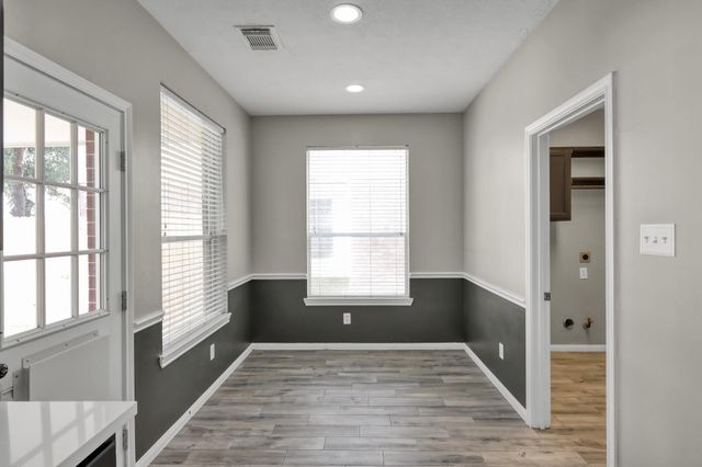 20430 Silver Oak Trail, Humble, TX 77346