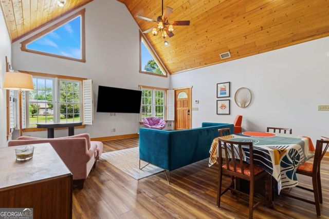 315 Cartecay River Run, Ellijay, GA 30536