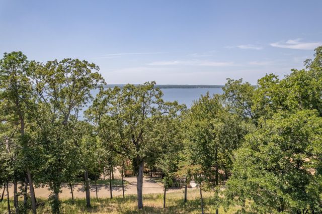 128 N Eagles Peak Dr., Bullard, TX 75757
