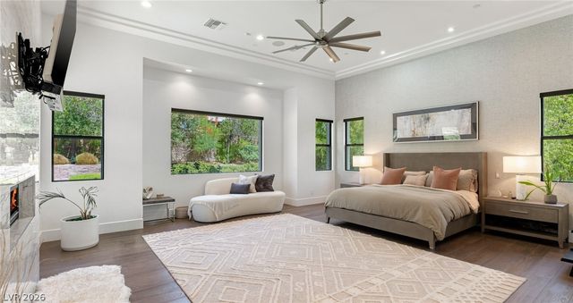 22 Greenside Drive, Las Vegas, NV 89141