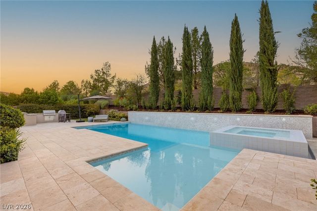 22 Greenside Drive, Las Vegas, NV 89141