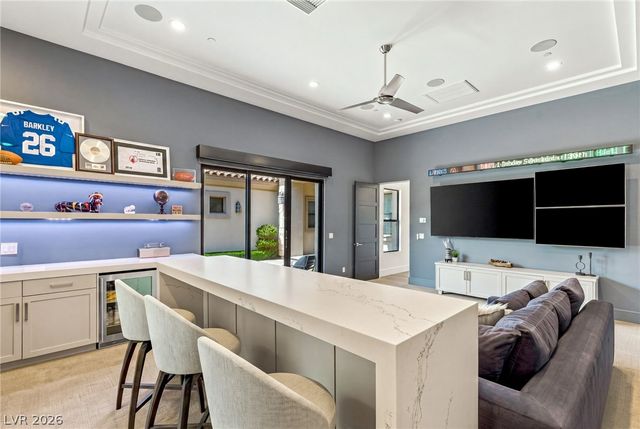 22 Greenside Drive, Las Vegas, NV 89141