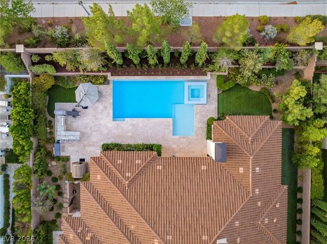 22 Greenside Drive, Las Vegas, NV 89141