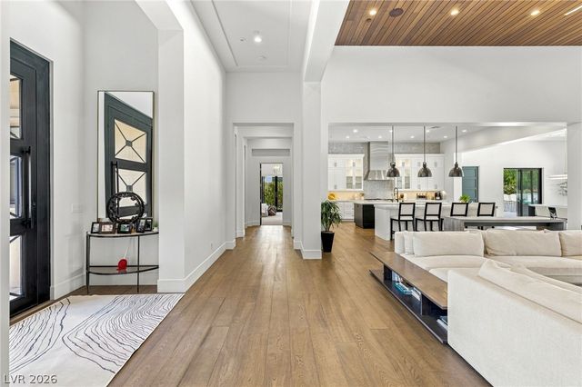 22 Greenside Drive, Las Vegas, NV 89141
