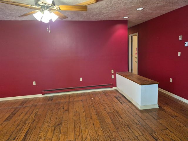3002 Gay Circle SE, Rio Rancho, NM 87124