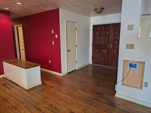 3002 Gay Circle SE, Rio Rancho, NM 87124