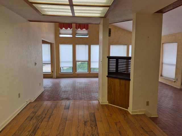 3002 Gay Circle SE, Rio Rancho, NM 87124