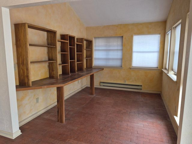 3002 Gay Circle SE, Rio Rancho, NM 87124