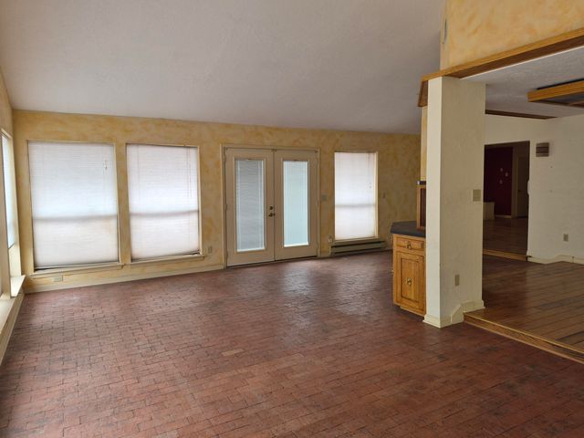 3002 Gay Circle SE, Rio Rancho, NM 87124