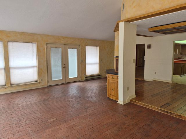 3002 Gay Circle SE, Rio Rancho, NM 87124