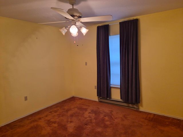 3002 Gay Circle SE, Rio Rancho, NM 87124