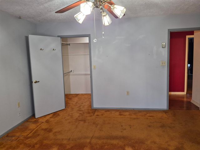 3002 Gay Circle SE, Rio Rancho, NM 87124