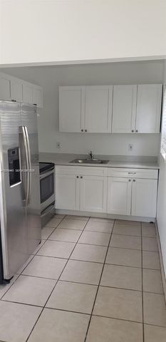 320 Fanshaw H 320 320, Boca Raton, FL 33434