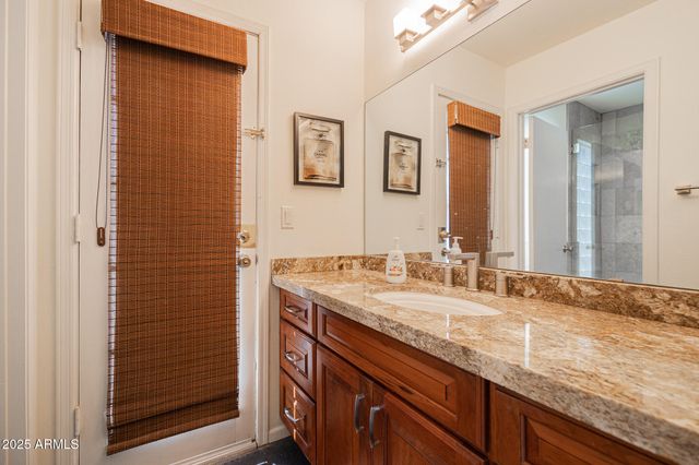 2041 W ROCKWELL Drive, Chandler, AZ 85224