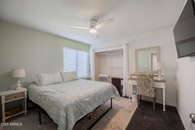 2041 W ROCKWELL Drive, Chandler, AZ 85224