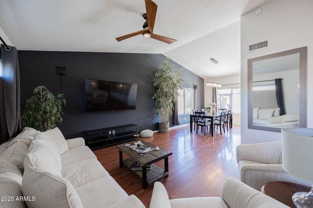 2041 W ROCKWELL Drive, Chandler, AZ 85224