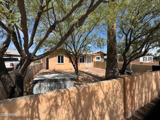 1746 E MONTE VISTA Road, Phoenix, AZ 85006
