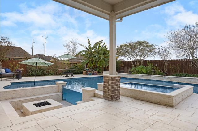 16817 W Caramel Apple Trail, Cypress, TX 77433