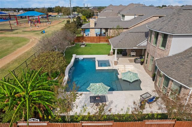 16817 W Caramel Apple Trail, Cypress, TX 77433