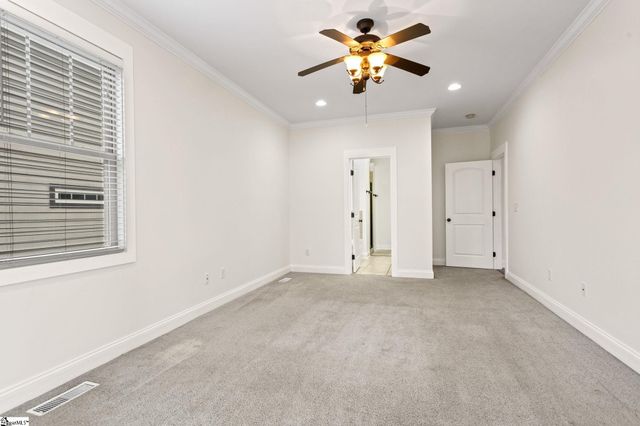 6 Worthington Court, Simpsonville, SC 29681