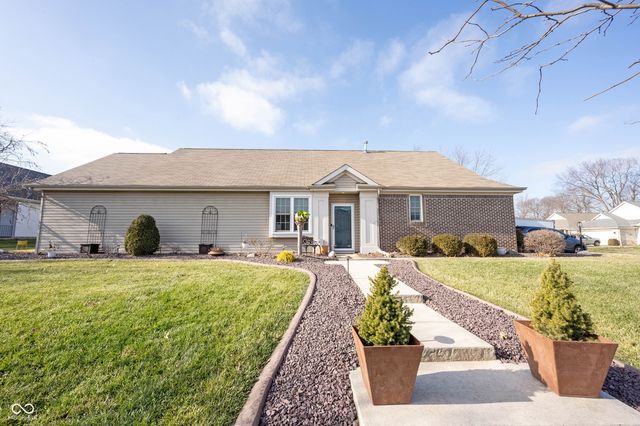 18565 Piers End Drive, Noblesville, IN 46062