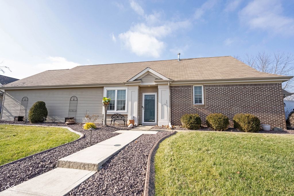 18565 Piers End Drive, Noblesville, IN 46062
