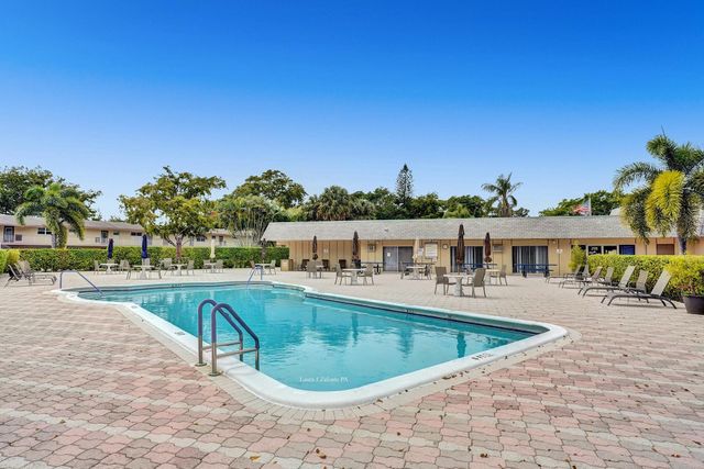 7390 NW 1st St 104, Margate, FL 33063