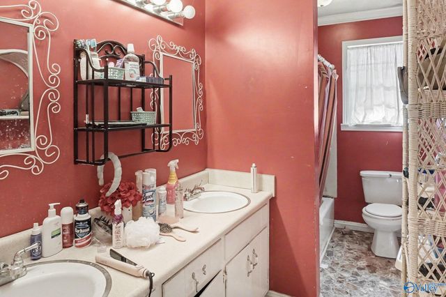 1911 34th Street, Haleyville, AL 35565