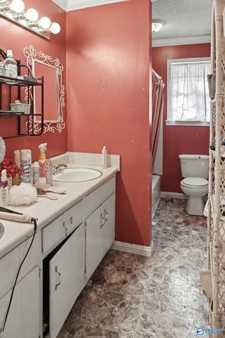 1911 34th Street, Haleyville, AL 35565