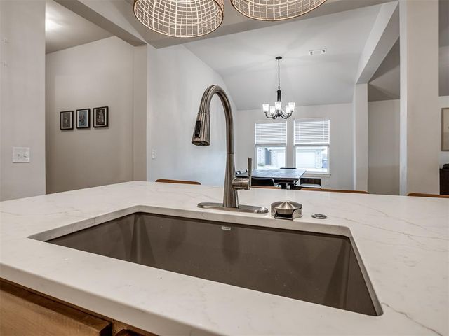 13316 Mesquite Trail, Yukon, OK 73099