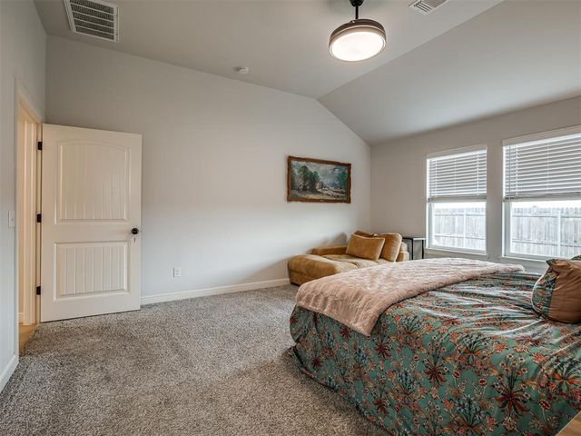 13316 Mesquite Trail, Yukon, OK 73099