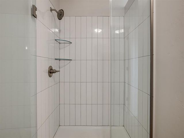 13316 Mesquite Trail, Yukon, OK 73099
