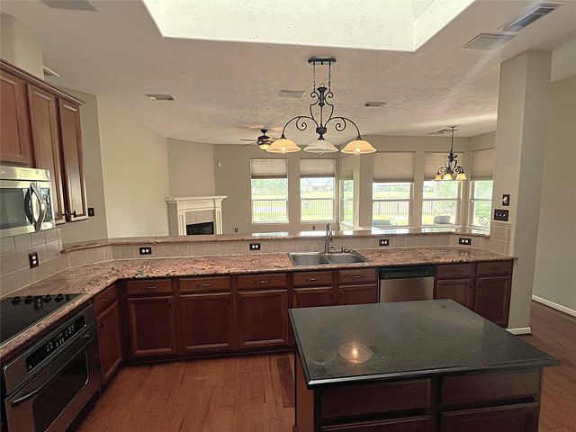 18718 Walden Forest Drive, Humble, TX 77346