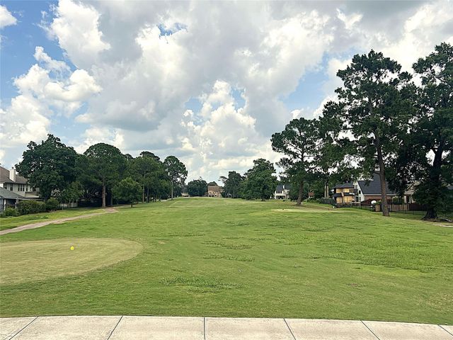 18718 Walden Forest Drive, Humble, TX 77346