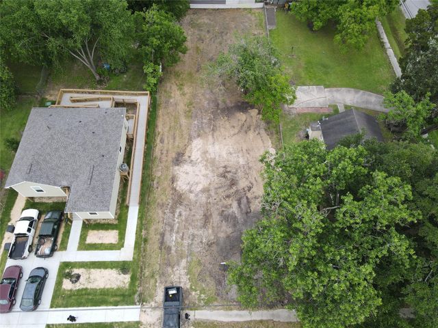 4804 Hoffman Street, Houston, TX 77026